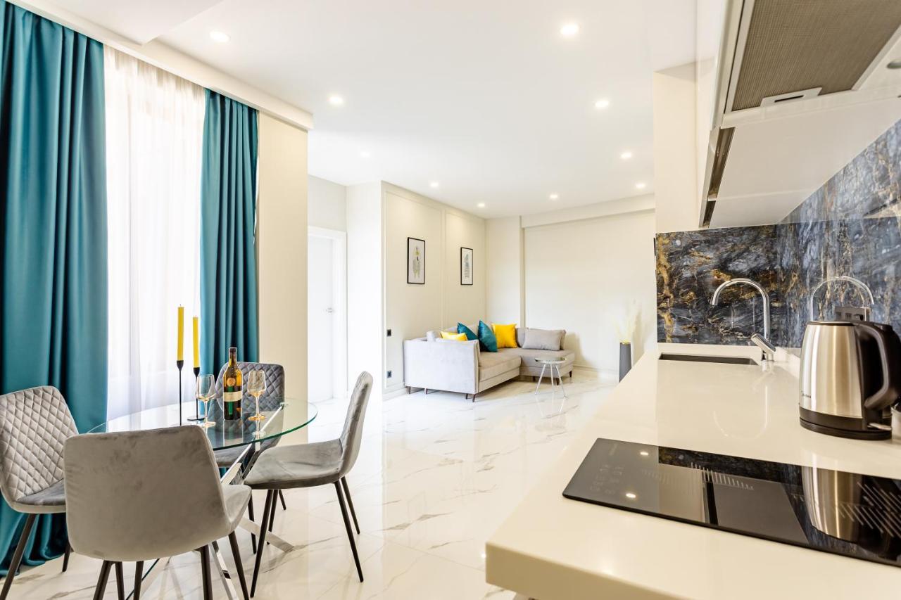 Orden Apart Hotel Tbilisi Bagian luar foto